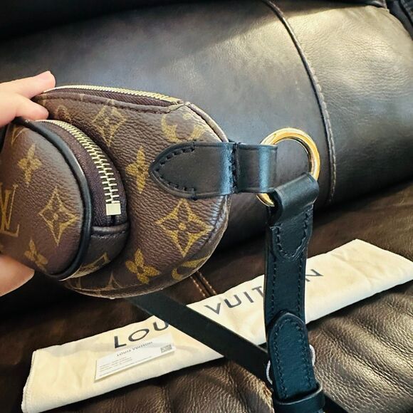 Louis Vuitton Keepit Bumbag - Picture 9 of 16